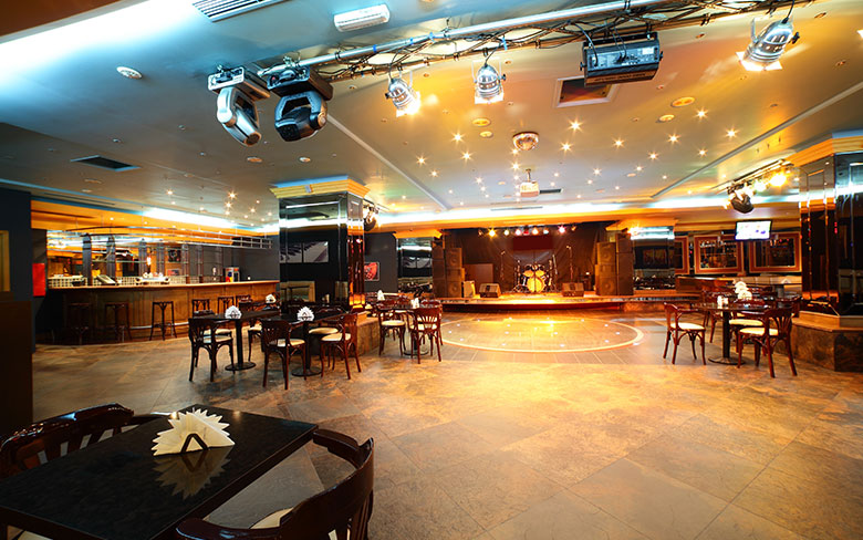4  Best Lighting Tips to Light up Pubs and Lounge